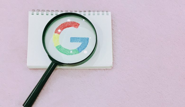 Google à la loupe